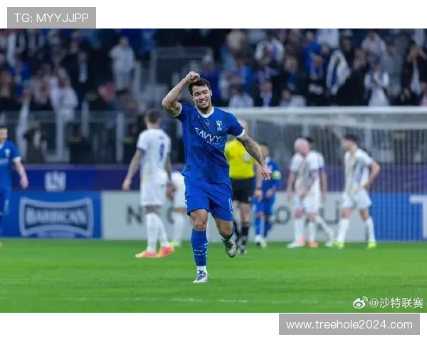 罗马诺：加拉法体育即将免签前巴黎门将里科